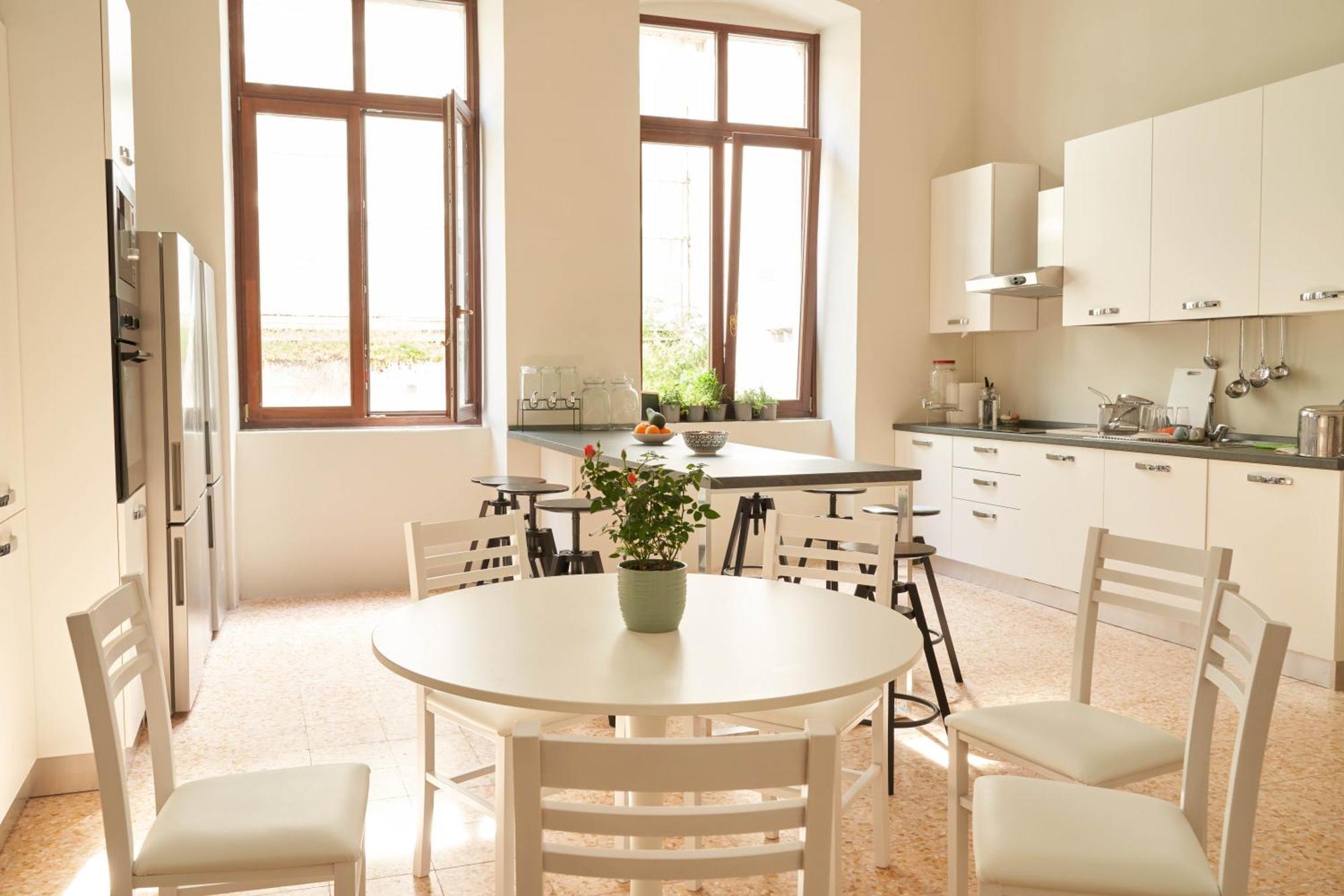 Hub Portanova Pansiyon Trani Dış mekan fotoğraf